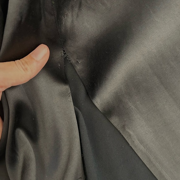 Black Halo Ruffle V-Neck Silk lined Midi Dress - Picture 6 of 6